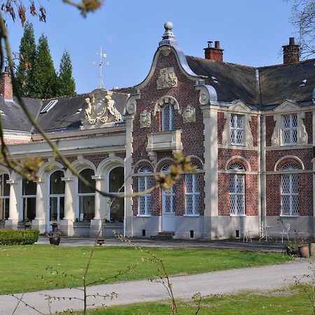 Le Chateau Des Ormes Bed and Breakfast Lambersart Exteriör bild