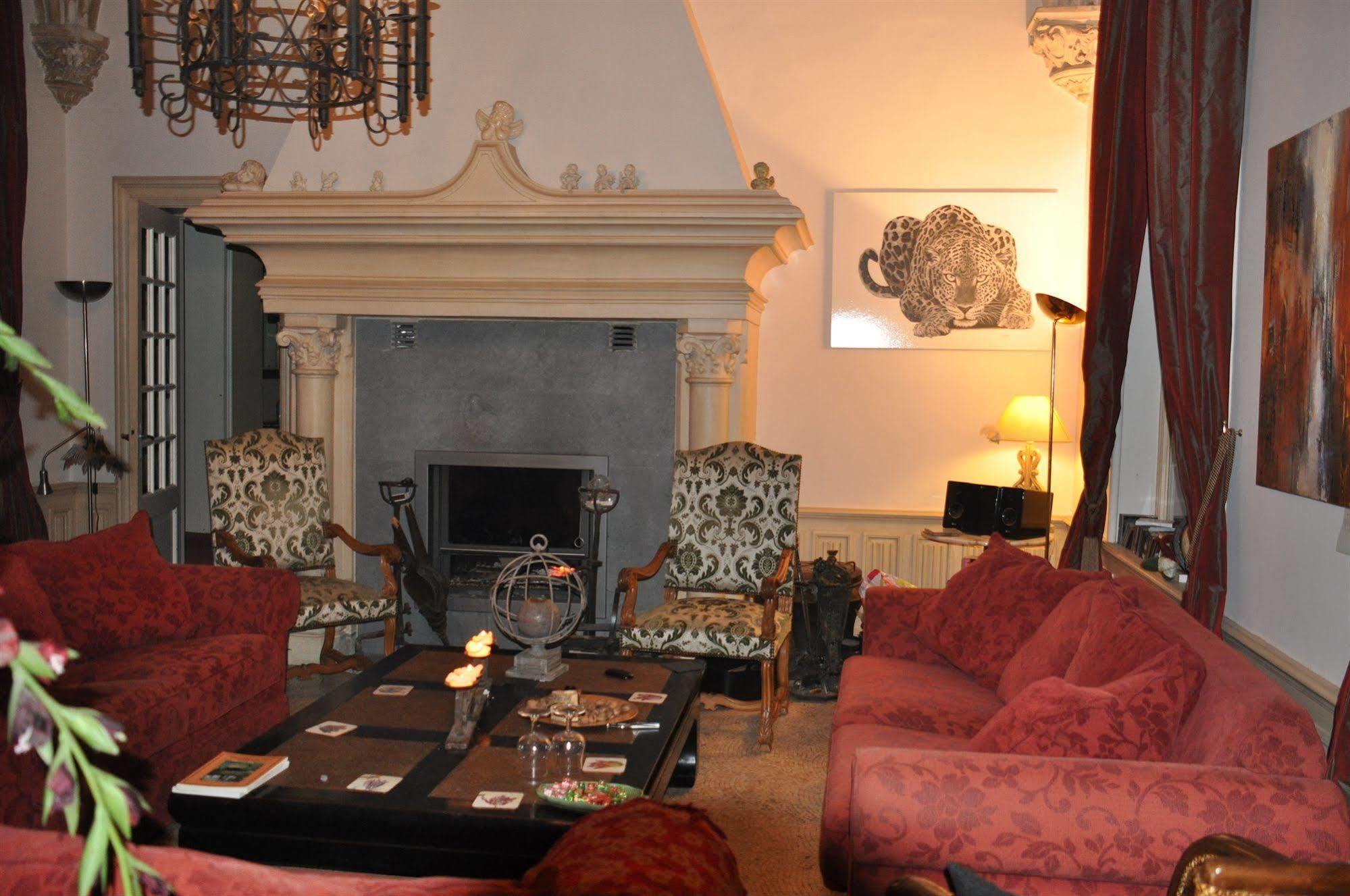 Le Chateau Des Ormes Bed and Breakfast Lambersart Exteriör bild